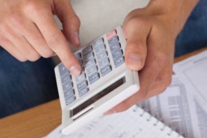 银行信用卡逾期，储蓄卡会被自动扣款吗？